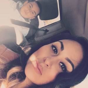 Meet your Posher, Vanessa